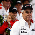 Penske Wins Saturn; Castroneves Wins Indy