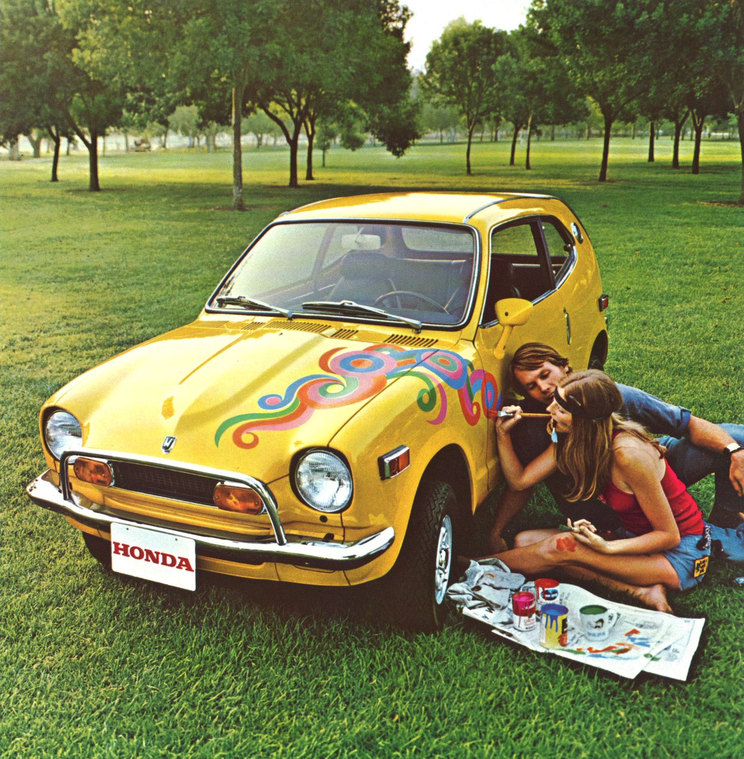 写真焼付機、昭和時代 Starting Small: 1971 Honda Z600 Coupe and N600 Sedan brochure